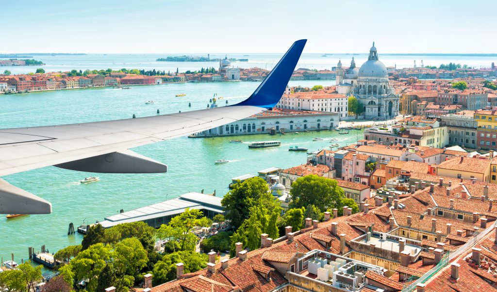 Aereo all’Aeroporto Marco Polo di Venezia, transfer NCC da Belluno